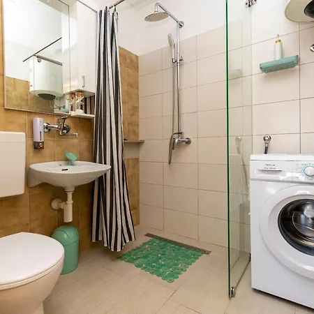 Sunny Apartment Lokva Rogoznica