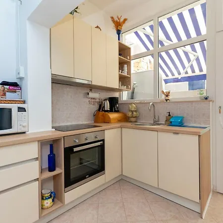 Sunny Apartment Lokva Rogoznica